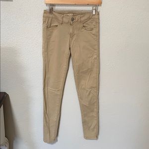 American Eagle Soft Khaki Jegging